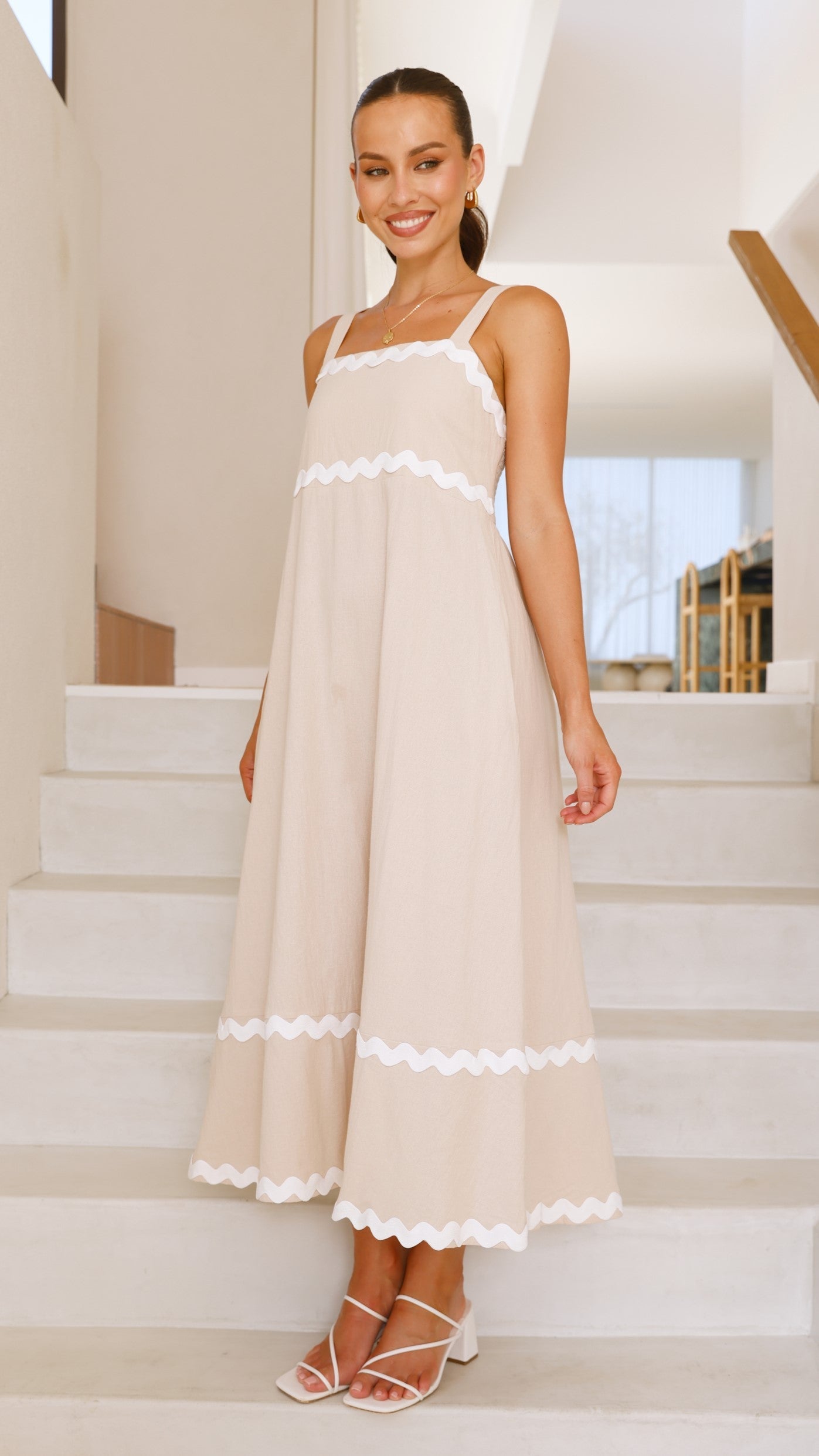 Raelynn Mid Dress - Beige/White